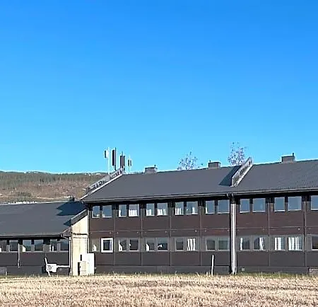 Hotell Karivollen 2*